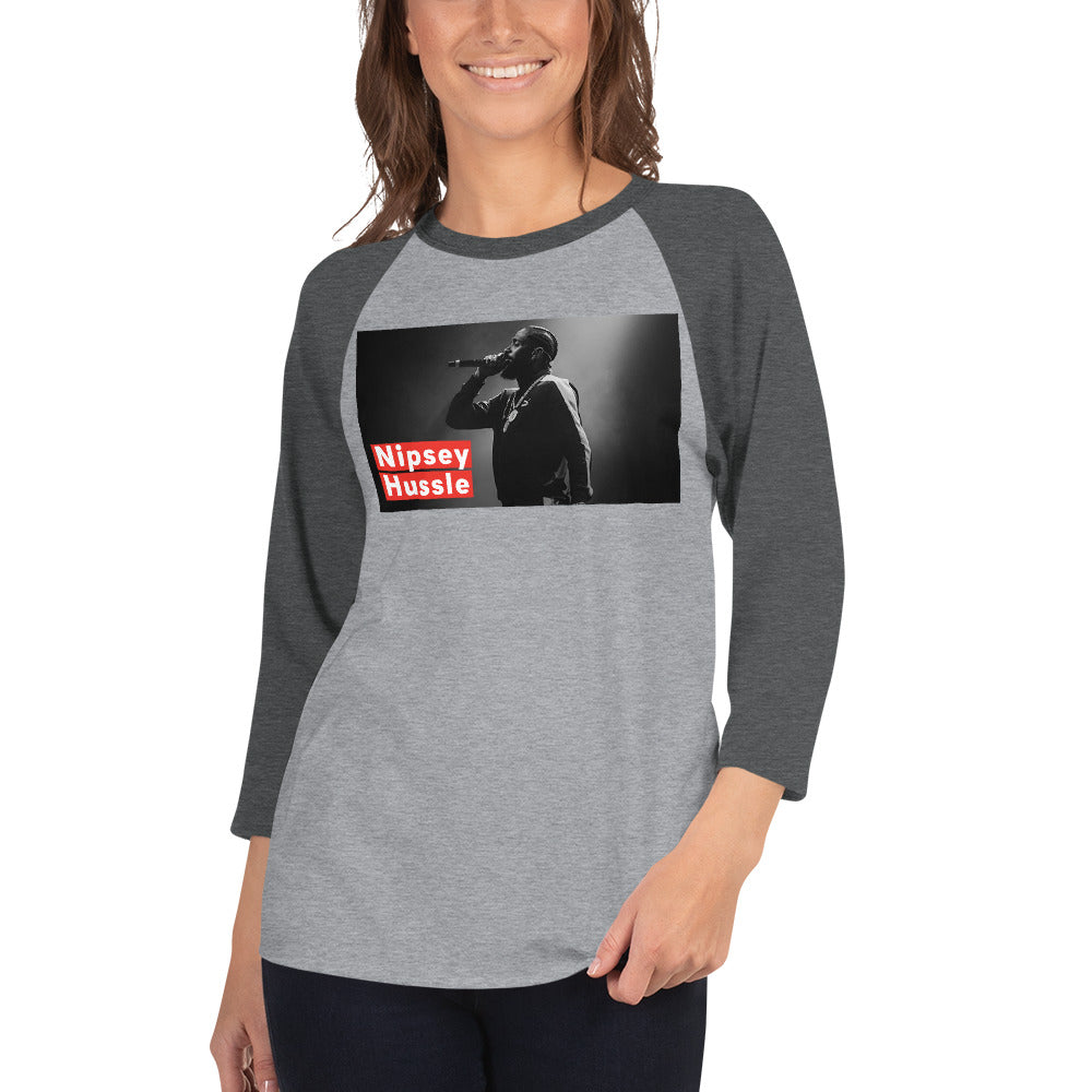 3/4 sleeve raglan shirt